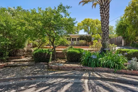 20210 Franklin Ave, Saratoga, CA 95070