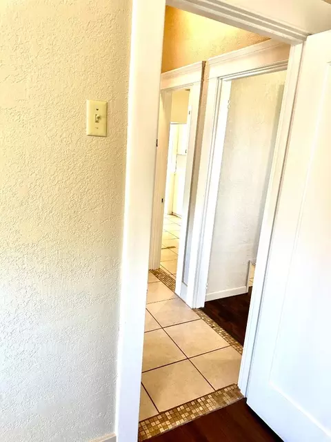 Entry Way - 19025 N Devries Rd, Lodi, CA 95242 photo 1 of 1
