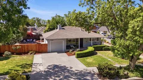 2438 Massachusetts Ave, Redwood City, CA 94061