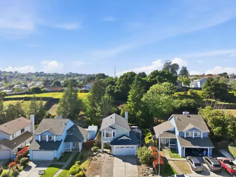 View/Area - 621 New Bedford Dr, Vallejo, CA 94591 photo 1 of 3
