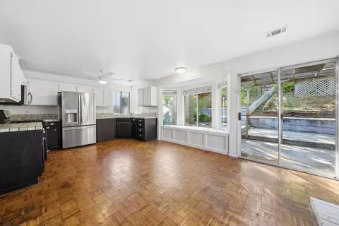 Kitchen - 621 New Bedford Dr, Vallejo, CA 94591 photo 2 of 2