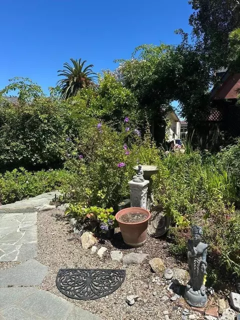 1033 Carmelo St, Monterey, CA 93940 photo 2