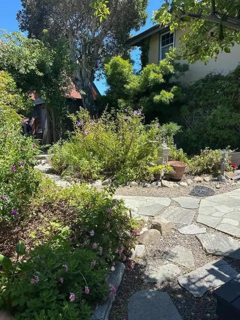 1033 Carmelo St, Monterey, CA 93940 photo 3