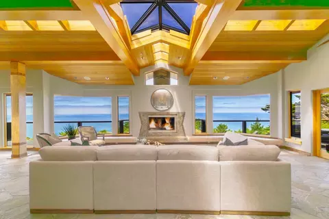 Living - 31475 Highway 1, Carmel, CA 93923 photo 1 of 2