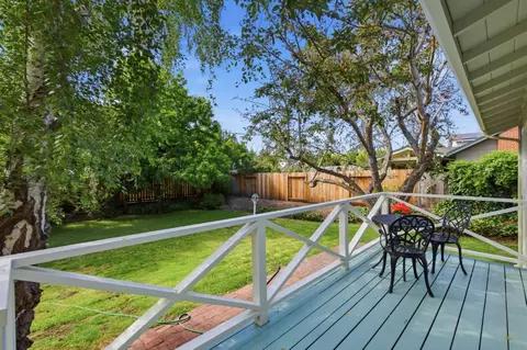 Exterior - 916 Balboa Ave, Capitola, CA 95010 photo 4 of 7