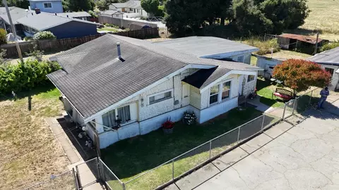 897 Green Valley Rd, Watsonville, CA 95076
