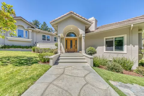 Exterior - 17650 Olson Pl, Salinas, CA 93907 photo 3 of 10