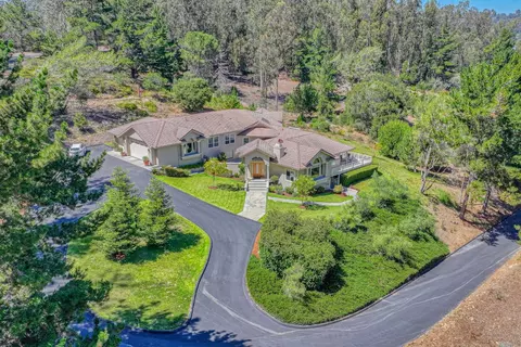 View/Area - 17650 Olson Pl, Salinas, CA 93907 photo 6 of 8