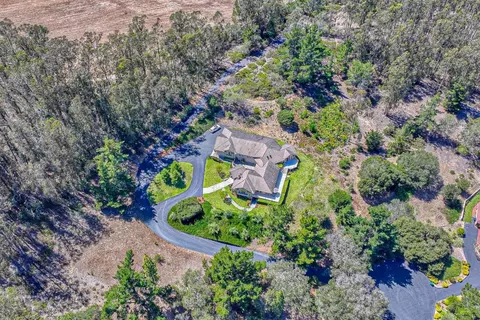 View/Area - 17650 Olson Pl, Salinas, CA 93907 photo 5 of 8
