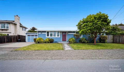430 California Ave, Moss Beach, CA 94038