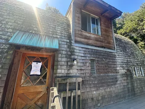 21 A El Cuenco, Carmel Valley, CA 93924