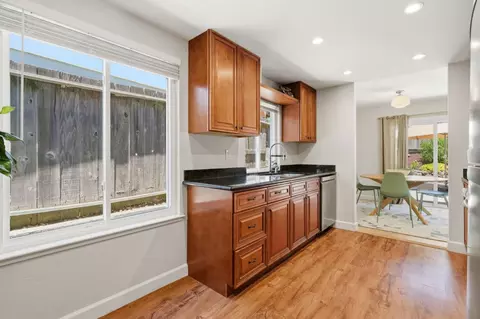Kitchen - 1256 Rainier Ave, Pacifica, CA 94044 photo 5 of 5