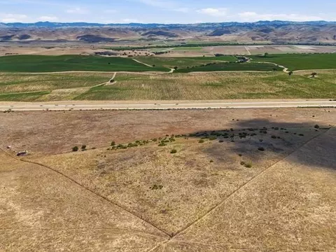 Undisclosed, San Ardo, CA 93450 photo 13