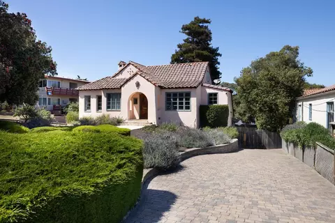 Exterior - 938 Lighthouse Ave, Pacific Grove, CA 93950 photo 2 of 7