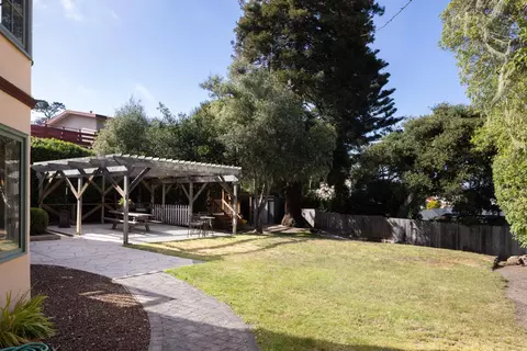 Exterior - 938 Lighthouse Ave, Pacific Grove, CA 93950 photo 6 of 7