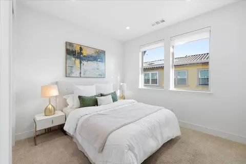 Bedroom - 1257 Verano Rd, Mountain View, CA 94043 photo 2 of 6