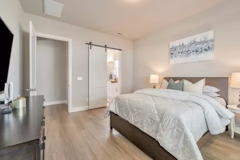 Bedroom - 2408 Dilip Dr, Manteca, CA 95337 photo 7 of 9