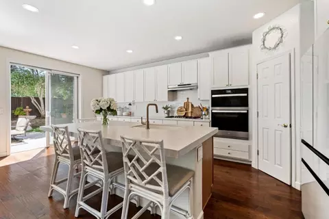 Kitchen - 4715 Peninsula Point Dr, Seaside, CA 93955 photo 1 of 3