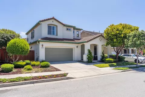 Exterior - 4715 Peninsula Point Dr, Seaside, CA 93955 photo 1 of 4