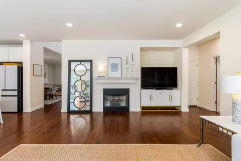 Living - 4715 Peninsula Point Dr, Seaside, CA 93955 photo 1 of 1