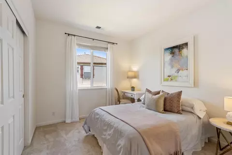 Bedroom - 4715 Peninsula Point Dr, Seaside, CA 93955 photo 6 of 6