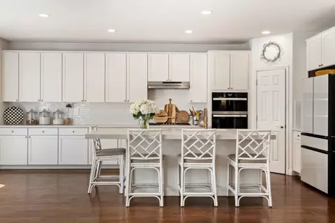 Kitchen - 4715 Peninsula Point Dr, Seaside, CA 93955 photo 2 of 3