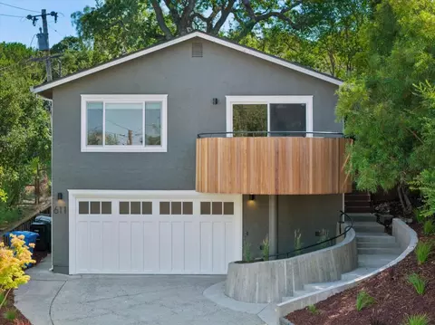 611 Hillcrest Dr, Redwood City, CA 94062