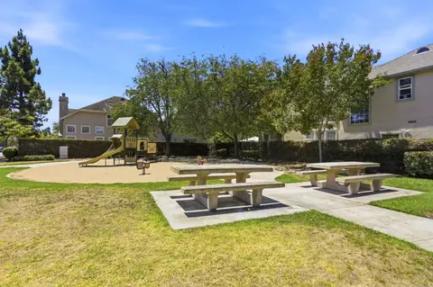 1979 Bradbury St, Salinas, CA 93906 photo 32