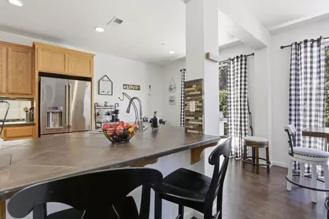 1979 Bradbury St, Salinas, CA 93906 photo 13