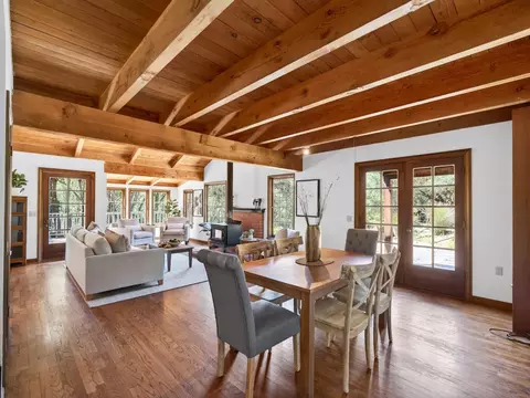 Dining - 925 Old Farm Ln, Aptos, CA 95003 photo 2 of 8