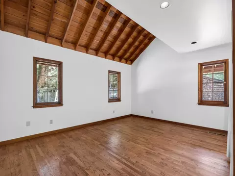 Bedroom - 925 Old Farm Ln, Aptos, CA 95003 photo 2 of 5