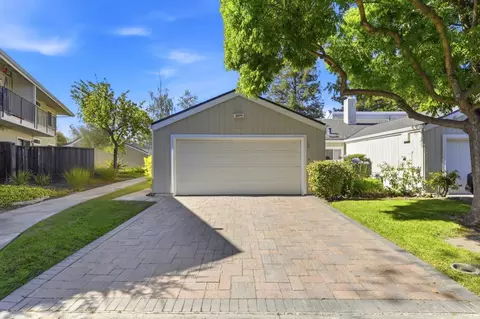 22674 Silver Oak Ct, Cupertino, CA 95014