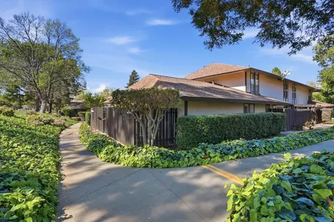 Exterior - 5442 Roundtree Ct A, Concord, CA 94521 photo 6 of 6