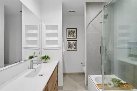 Bath - 5442 Roundtree Ct A, Concord, CA 94521 photo 1 of 3