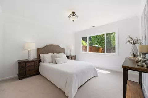 Bedroom - Rio Vista Dr, Pacifica, CA 94044 photo 7 of 9