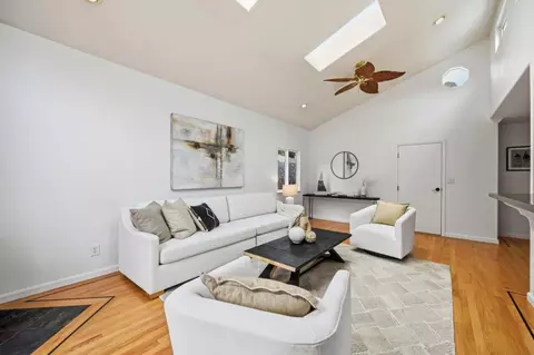 Living - Rio Vista Dr, Pacifica, CA 94044 photo 7 of 8