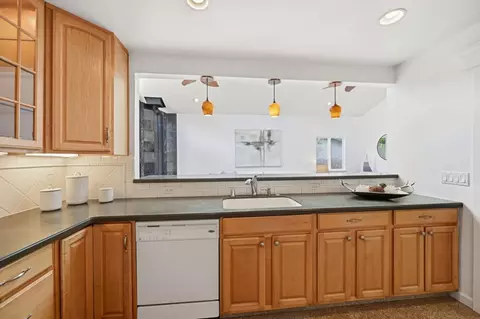 Kitchen - Rio Vista Dr, Pacifica, CA 94044 photo 3 of 6