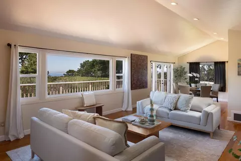 115 Mar Vista Dr, Monterey, CA 93940