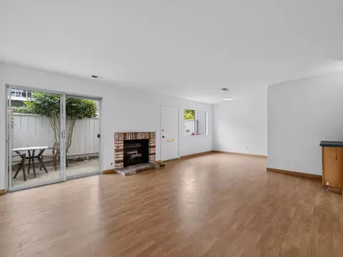 Living - 1610 Dolphin Dr, Aptos, CA 95003 photo 4 of 9