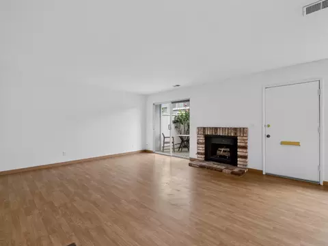 Living - 1610 Dolphin Dr, Aptos, CA 95003 photo 7 of 9