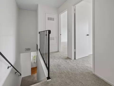 Entry Way - 1610 Dolphin Dr, Aptos, CA 95003 photo 4 of 4