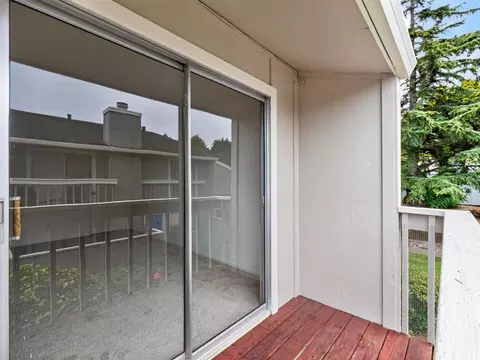 Exterior - 1610 Dolphin Dr, Aptos, CA 95003 photo 8 of 16