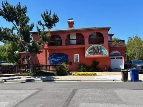 387 Ocean Ave, Monterey, CA 93940