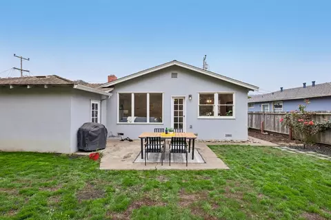 Exterior - 867 Serena Dr, Pacifica, CA 94044 photo 7 of 10