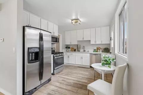 Kitchen - 867 Serena Dr, Pacifica, CA 94044 photo 1 of 3