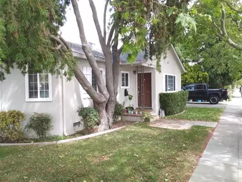 901 Fifteenth Ave, Redwood City, CA 94063