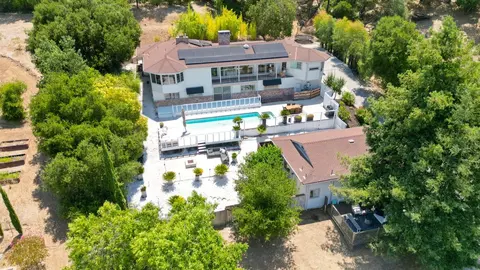 16057 Shannon Rd, Los Gatos, CA 95032