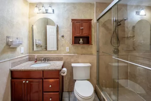 Bath - 1483 Mercury Ct, Milpitas, CA 95035 photo 3 of 9