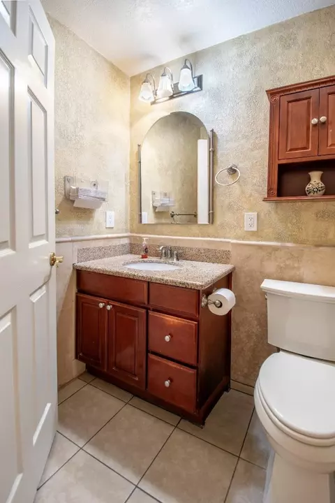 Bath - 1483 Mercury Ct, Milpitas, CA 95035 photo 1 of 9