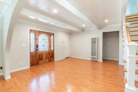 Living - 1483 Mercury Ct, Milpitas, CA 95035 photo 3 of 5